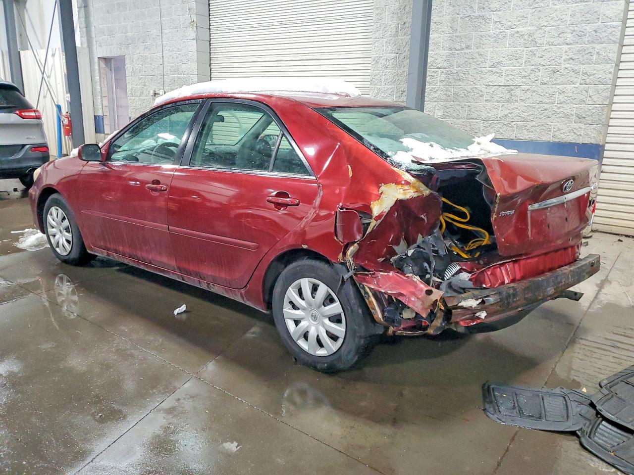 2006 TOYOTA CAMRY LE photo 3