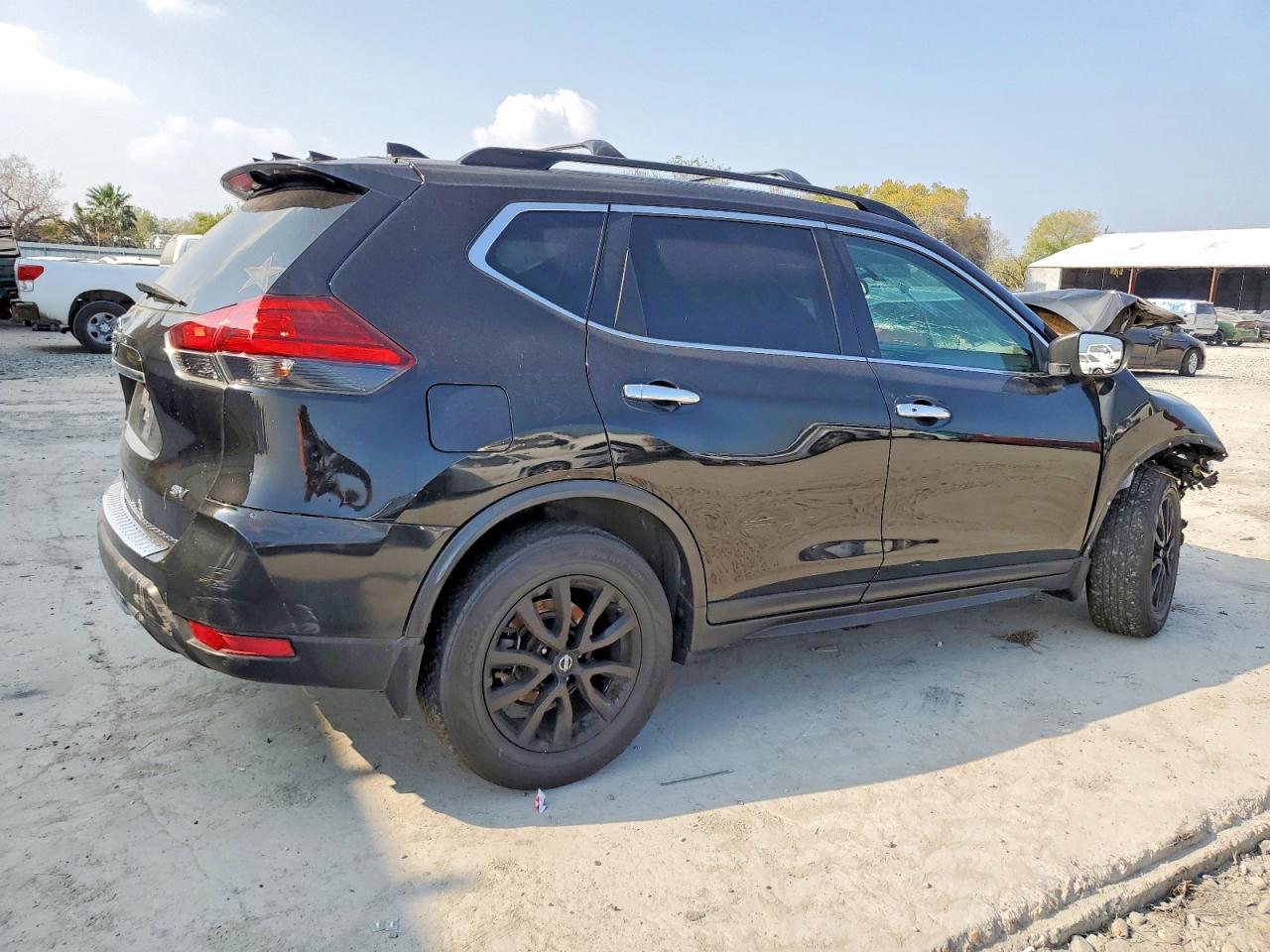 2017 NISSAN ROGUE S photo 3