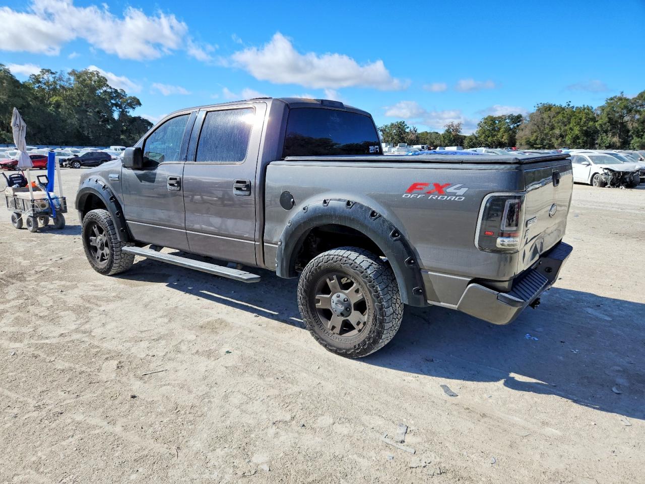 2004 FORD F150 SUPERCREW photo 2