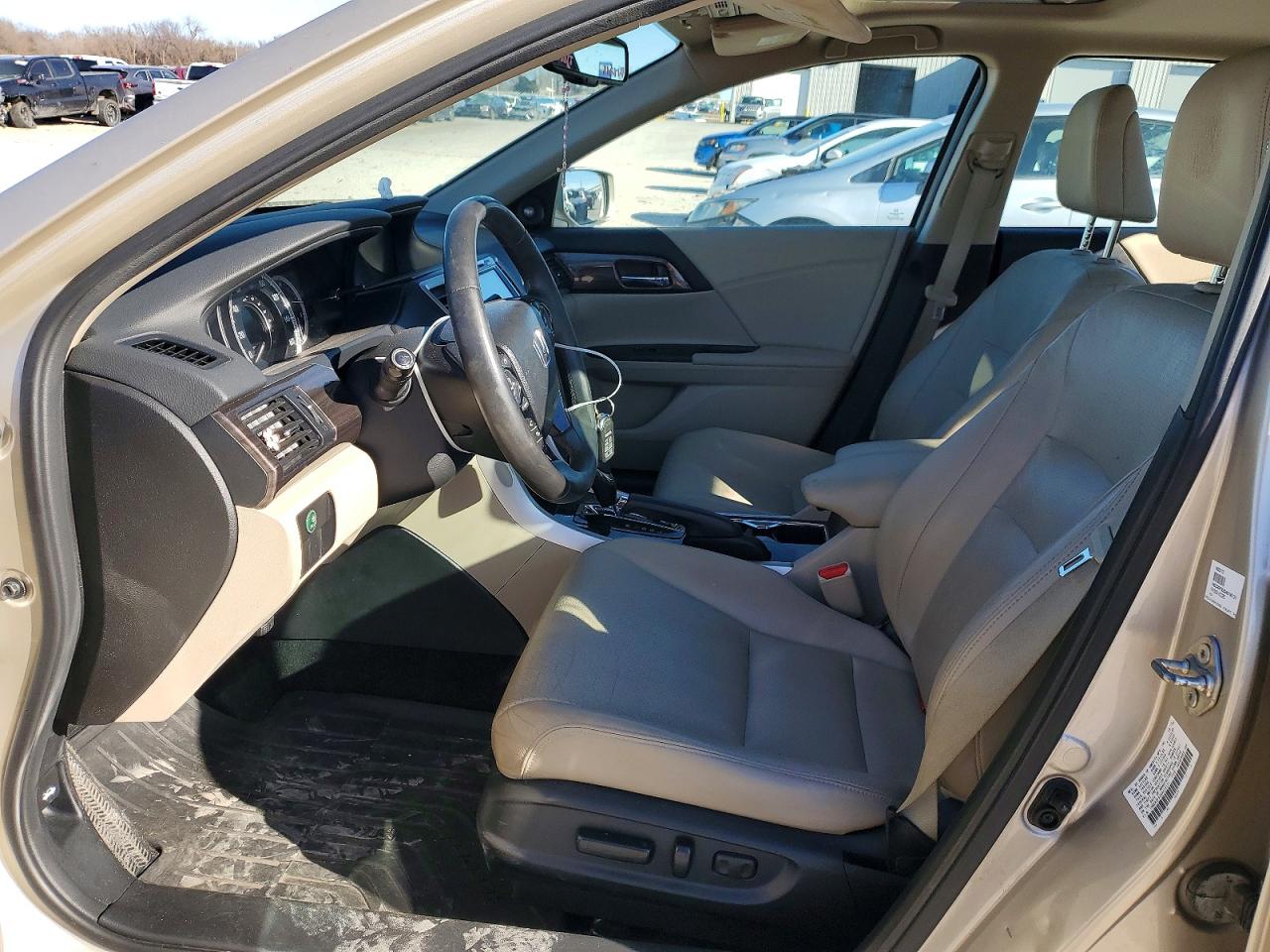 2016 HONDA ACCORD EXL photo 7