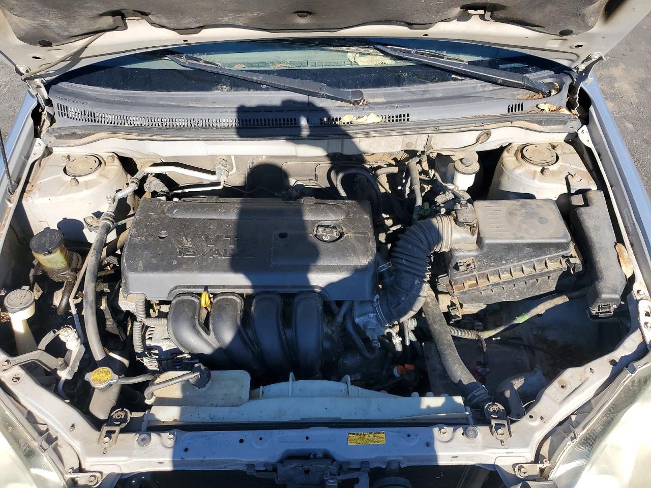 2005 TOYOTA COROLLA CE photo 11