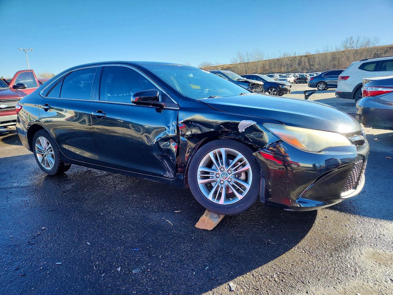 2016 TOYOTA CAMRY LE photo 10