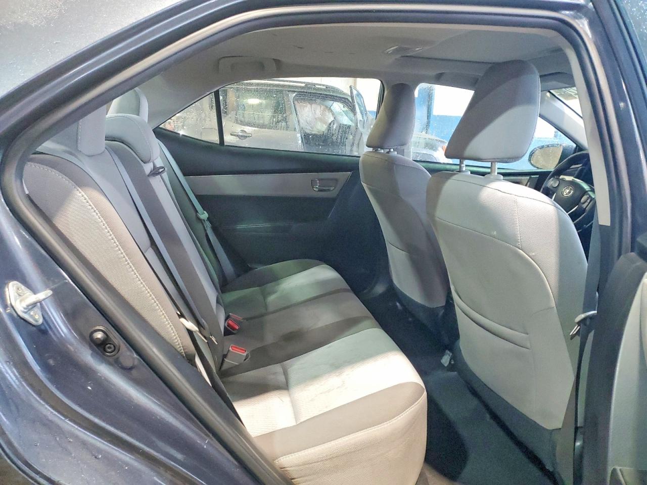 2017 TOYOTA COROLLA LE ECO photo 19