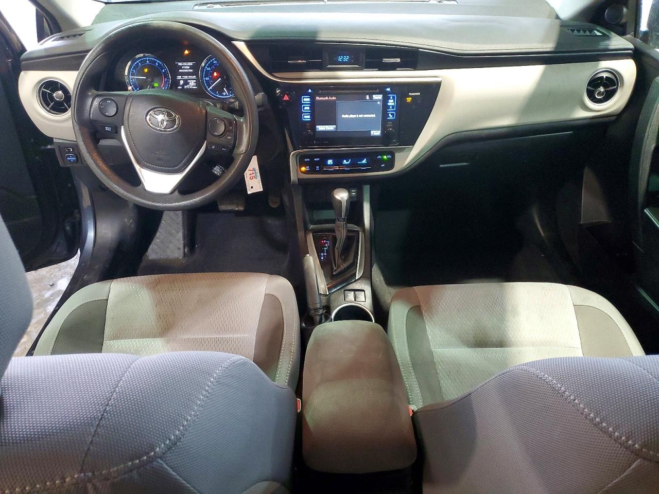 2017 TOYOTA COROLLA LE ECO photo 15