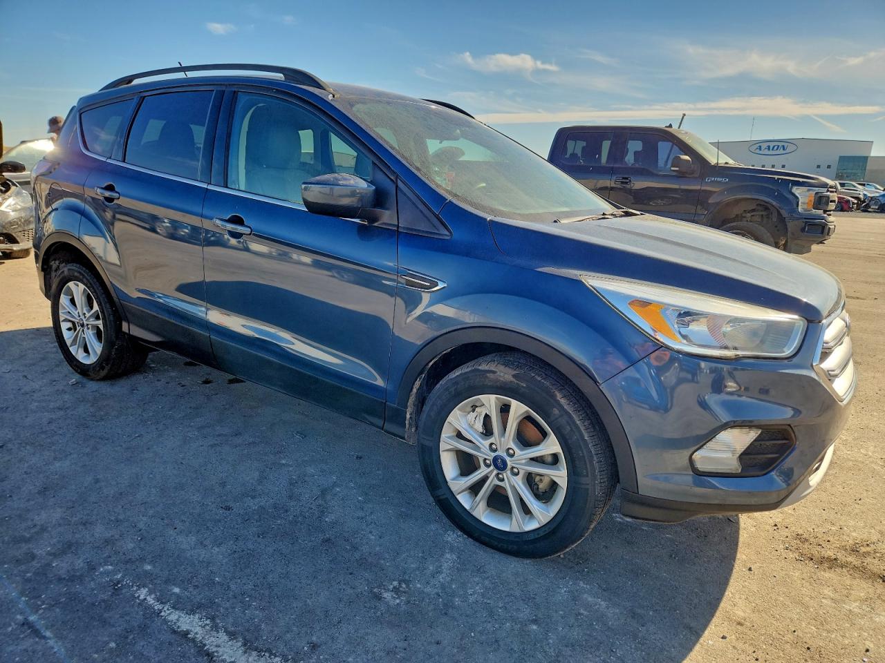 2018 FORD ESCAPE SE photo 4