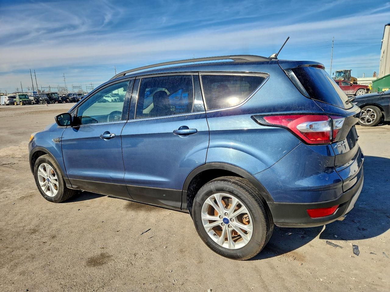 2018 FORD ESCAPE SE photo 2