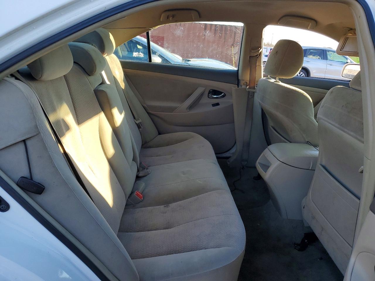 2010 TOYOTA CAMRY BASE photo 10