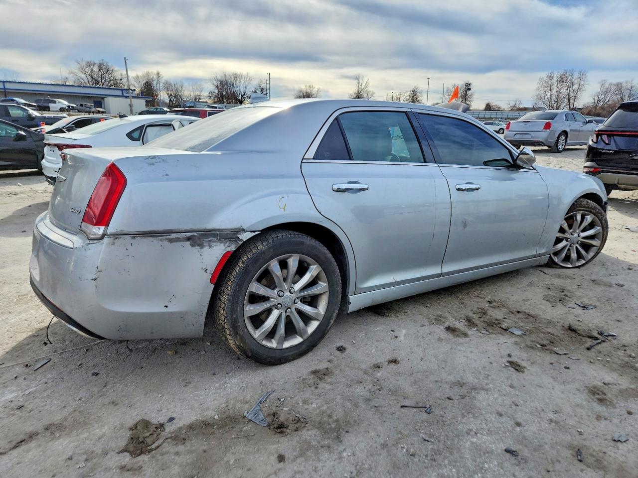 2020 CHRYSLER 300 LIMITED photo 7