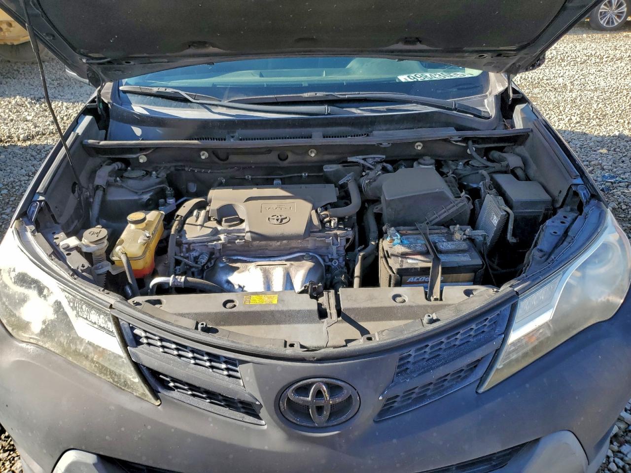 2014 TOYOTA RAV4 LE photo 12