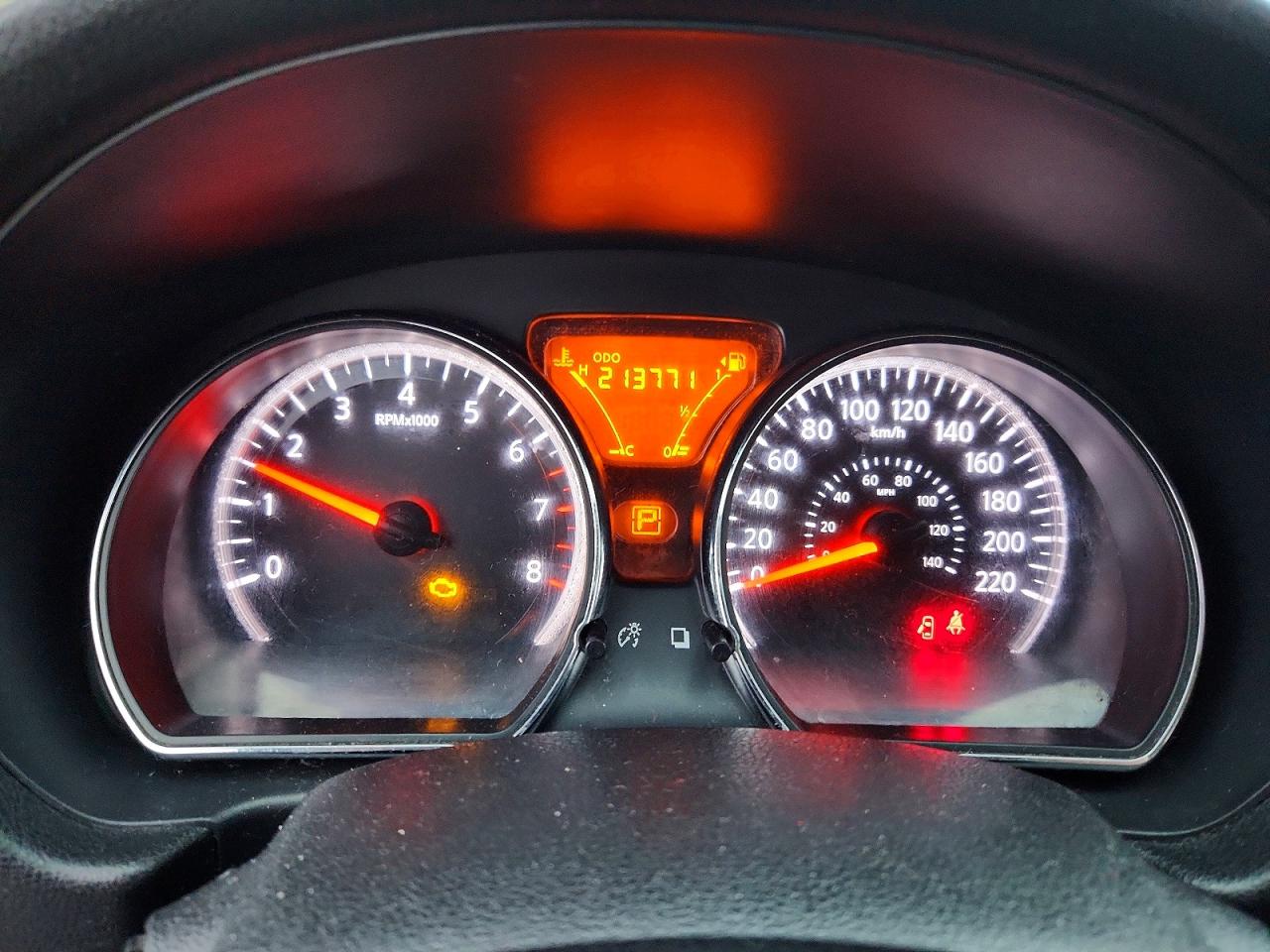 2014 NISSAN VERSA NOTE S photo 9
