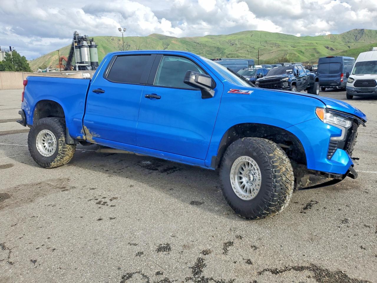 2025 CHEVROLET SILVERADO K1500 LT TRAIL BOSS photo 4