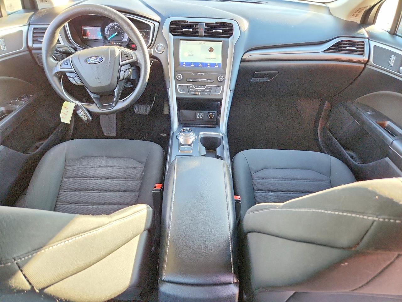 2020 FORD FUSION SE photo 15
