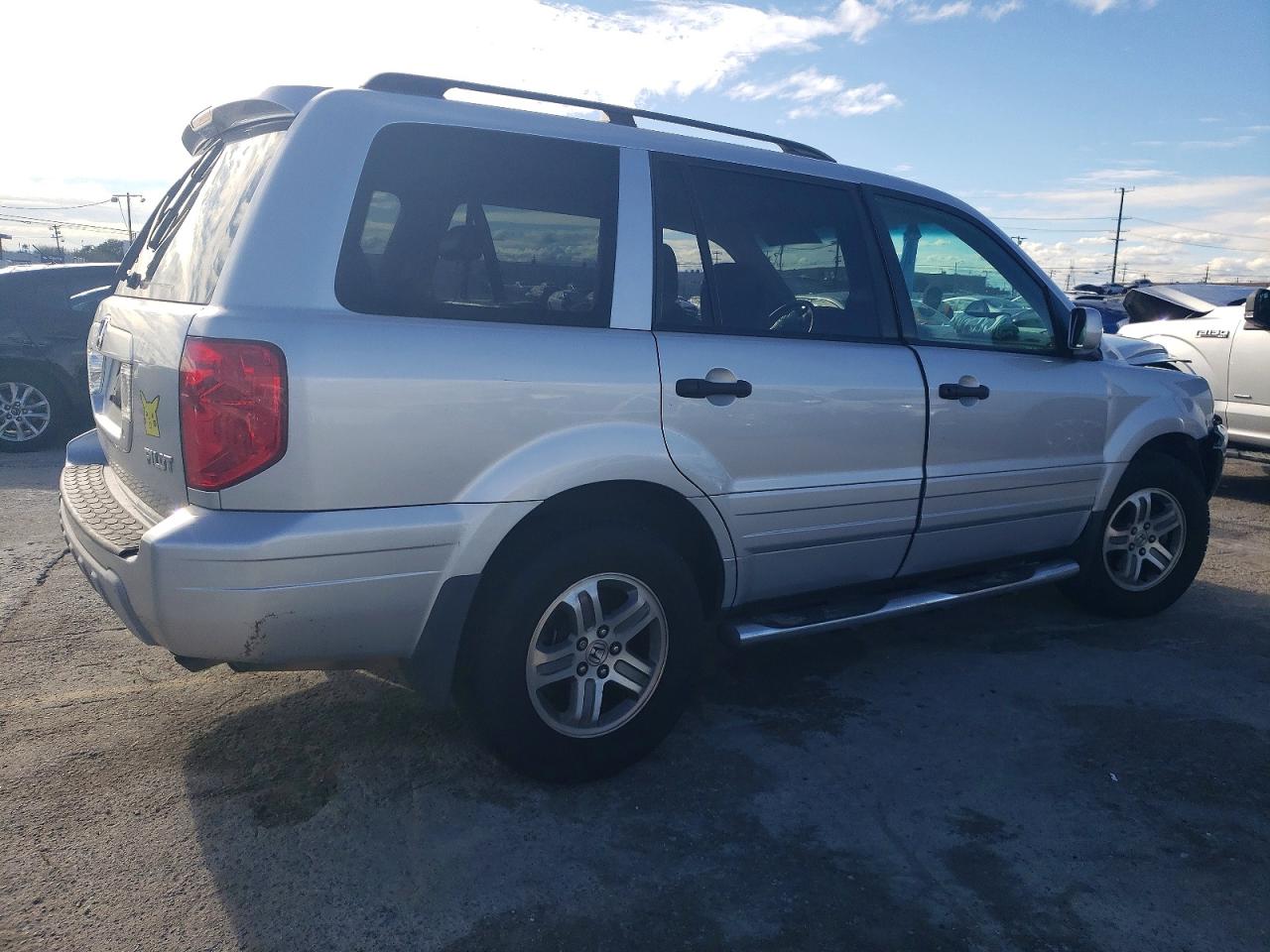 2004 HONDA PILOT EXL photo 3