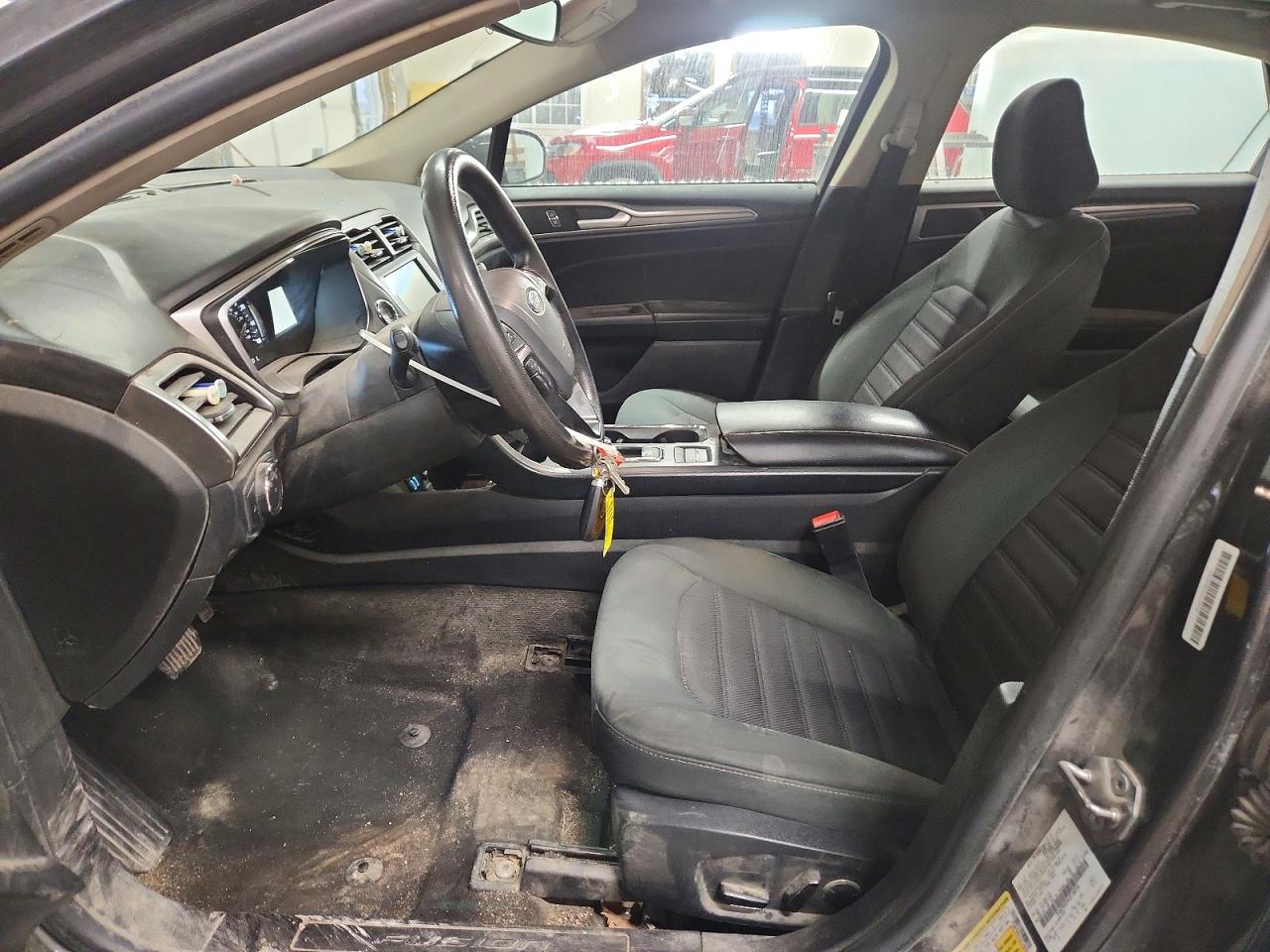 2020 FORD FUSION SE photo 7