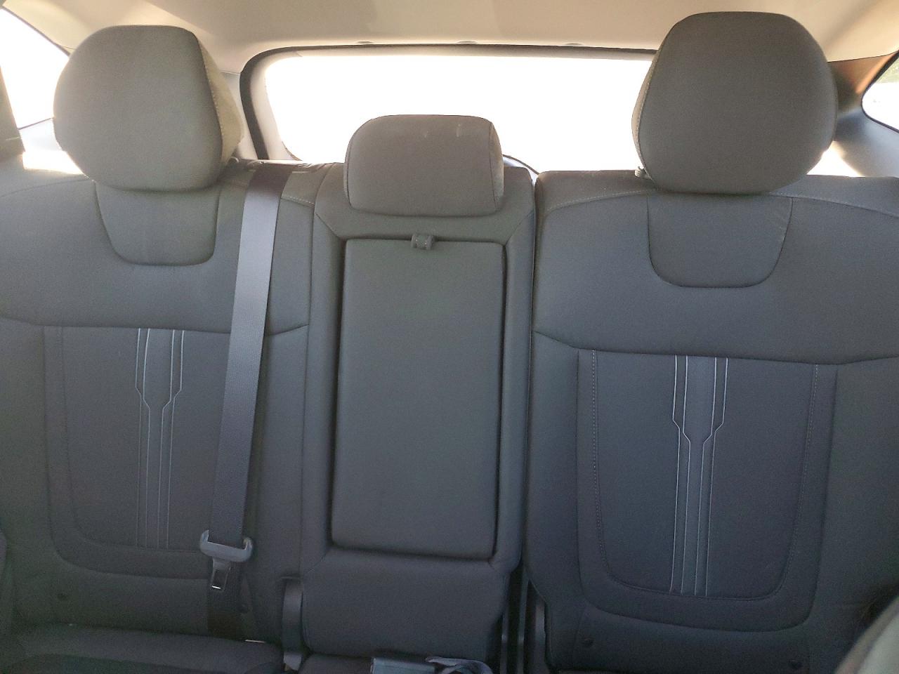 2025 HYUNDAI TUCSON SEL photo 10