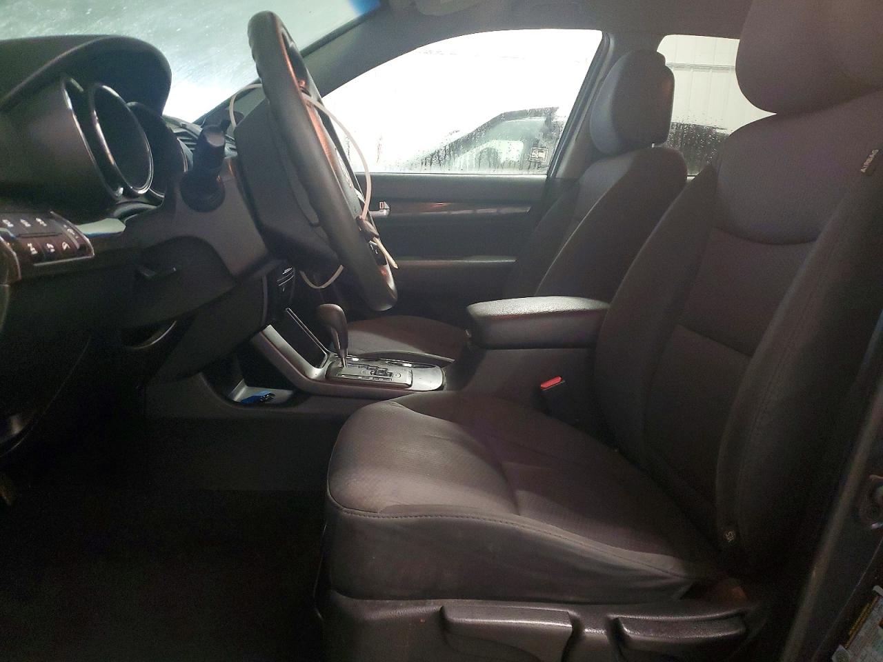 2013 KIA SORENTO LX photo 7