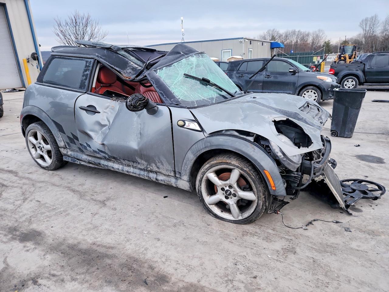 2010 MINI COOPER S photo 4