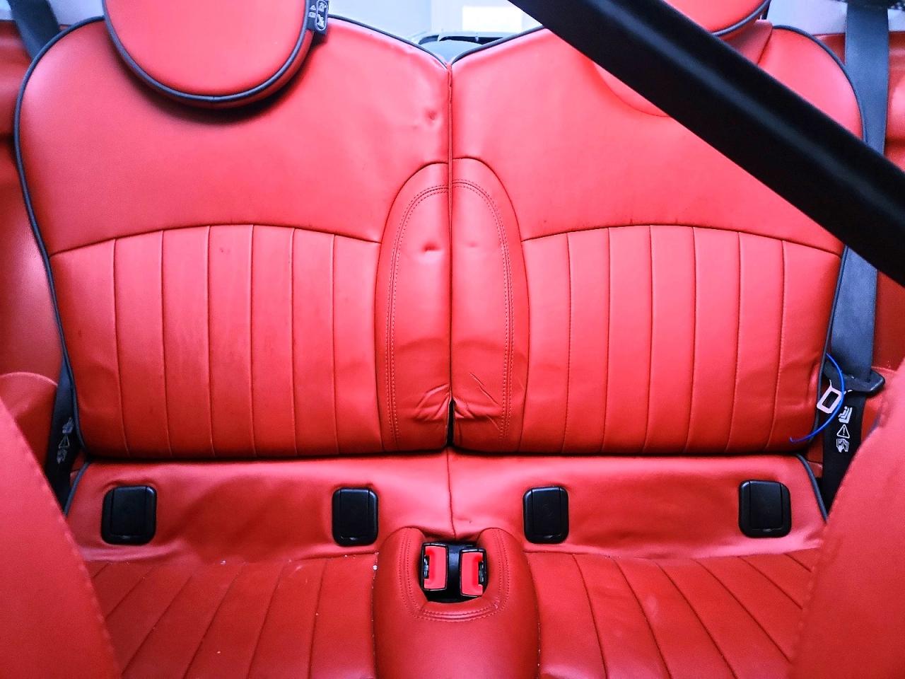 2010 MINI COOPER S photo 10