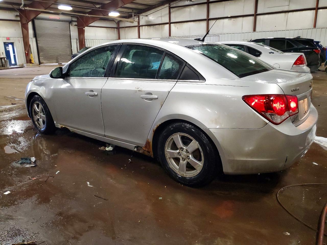 2014 CHEVROLET CRUZE LT photo 2
