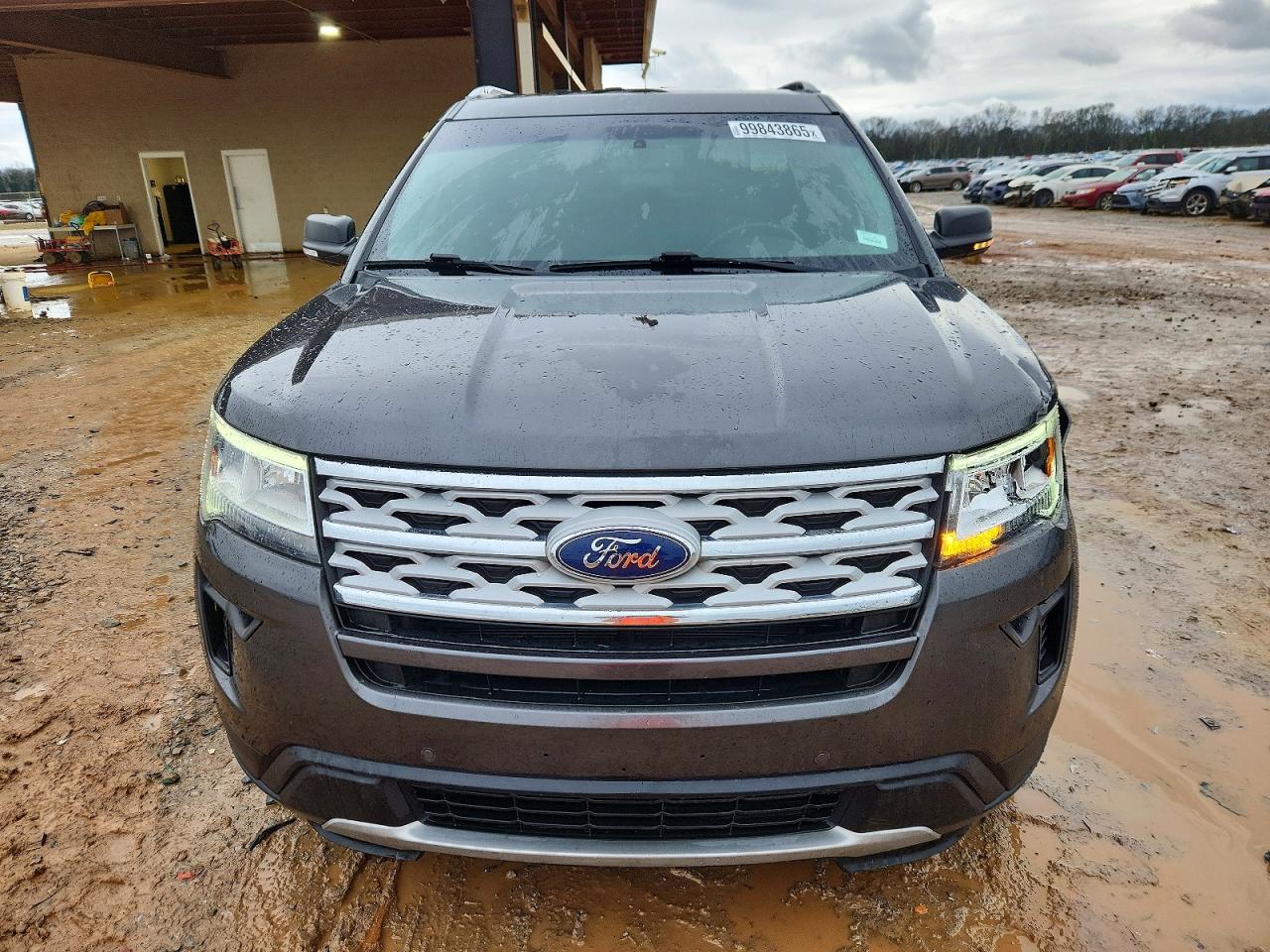 2019 FORD EXPLORER XLT photo 5