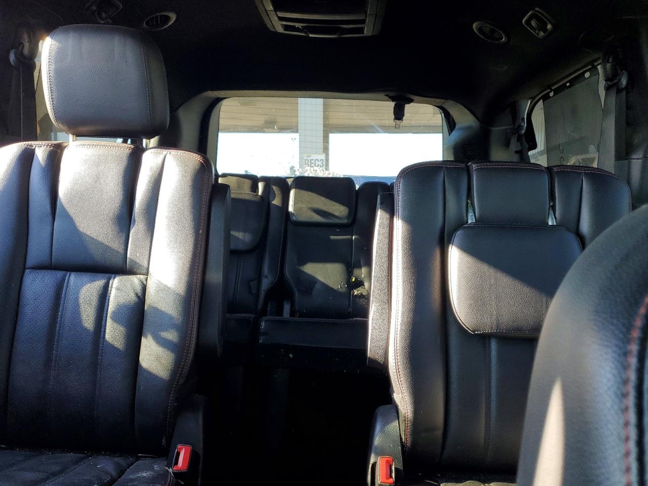 2012 DODGE GRAND CARAVAN R/T photo 10