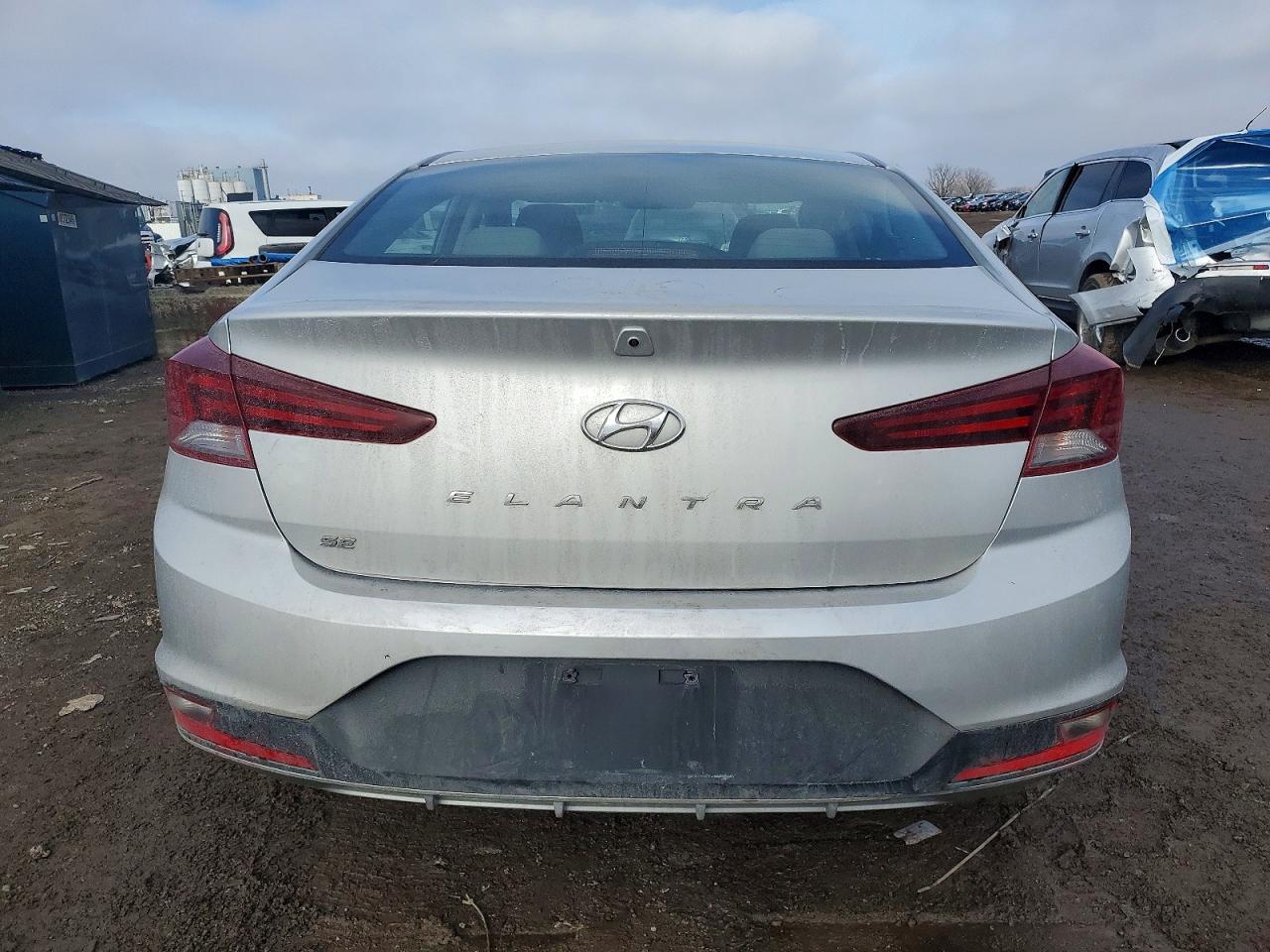 2019 HYUNDAI ELANTRA SE photo 6