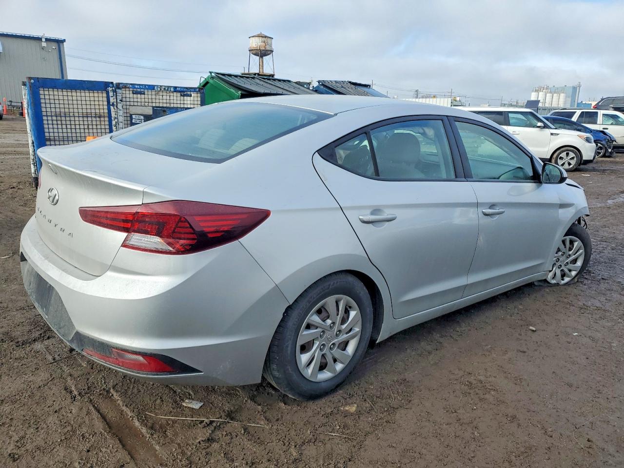 2019 HYUNDAI ELANTRA SE photo 3
