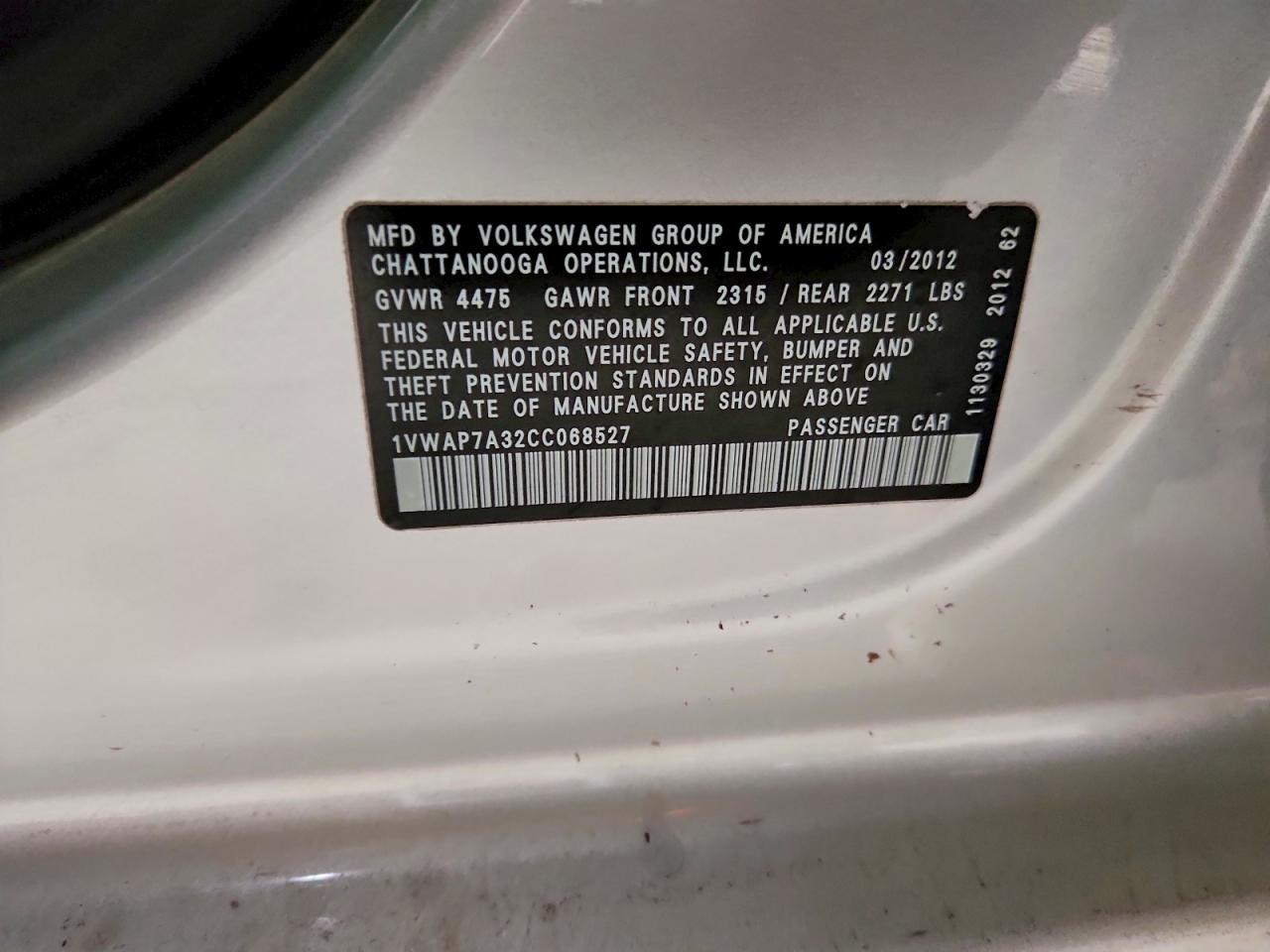 2012 VOLKSWAGEN PASSAT S photo 12