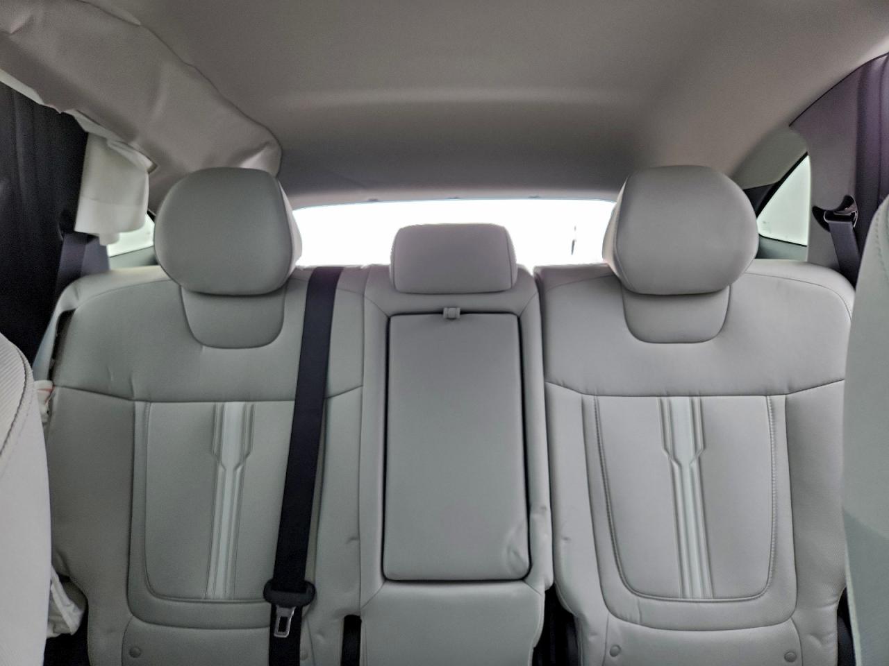2026 HYUNDAI TUCSON SEL photo 10