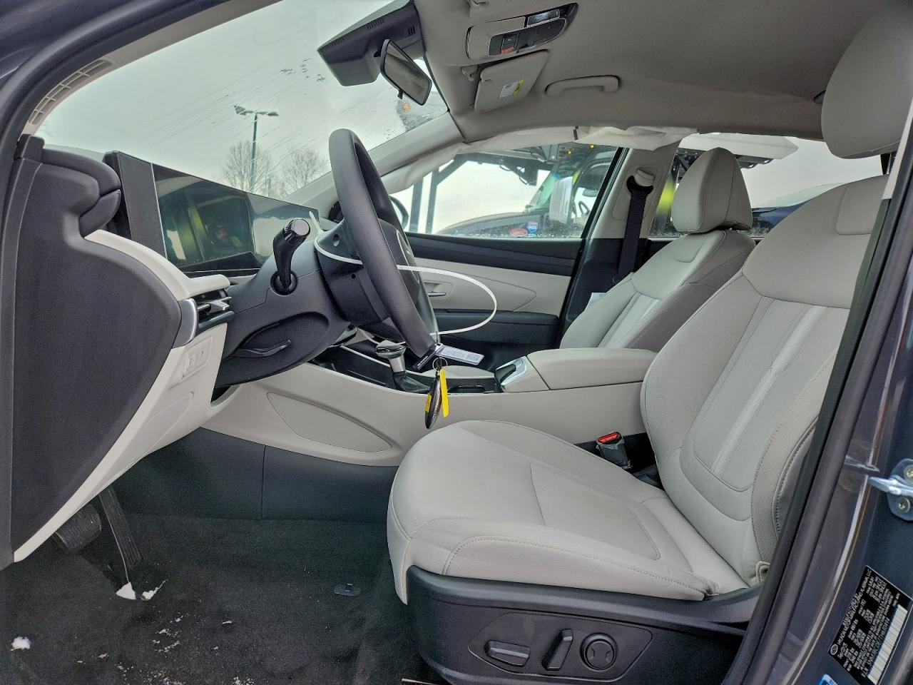 2026 HYUNDAI TUCSON SEL photo 7
