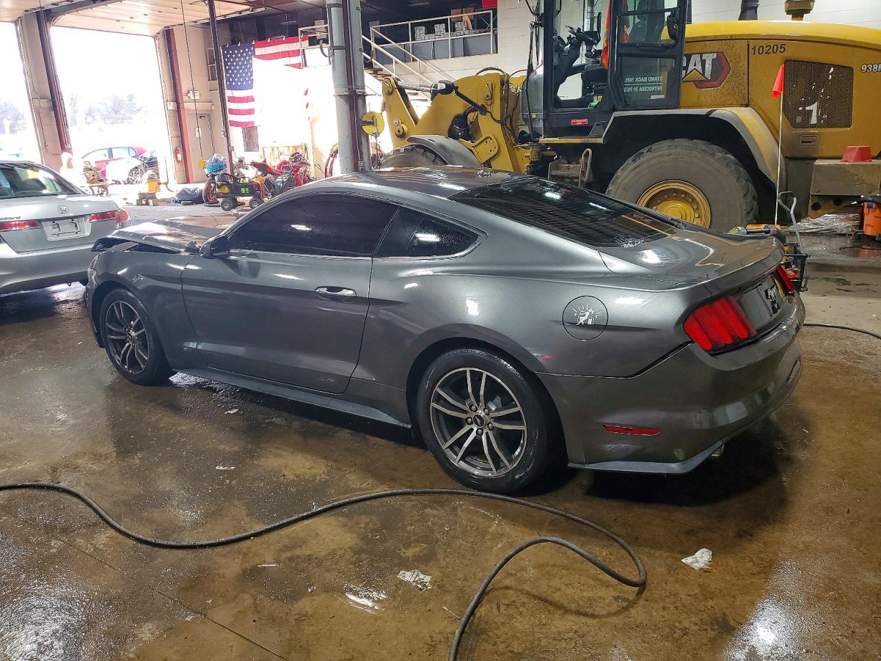 2016 FORD MUSTANG photo 2