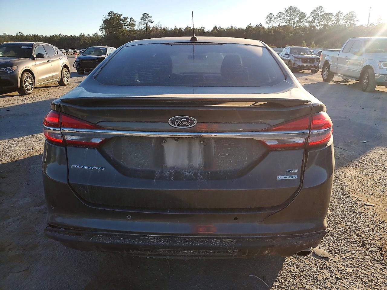 2017 FORD FUSION SE photo 11