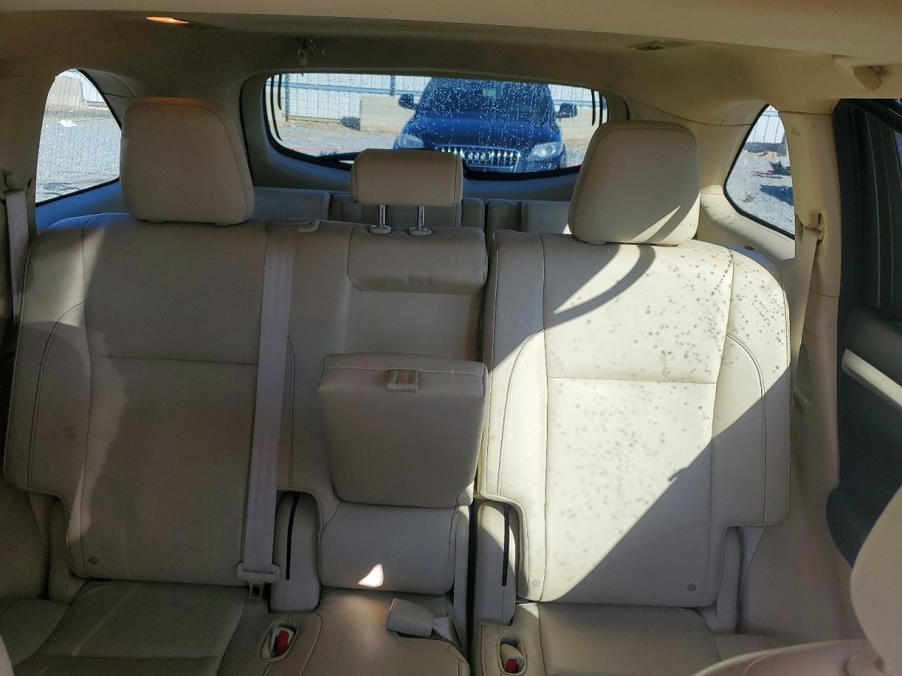 2016 TOYOTA HIGHLANDER XLE photo 10