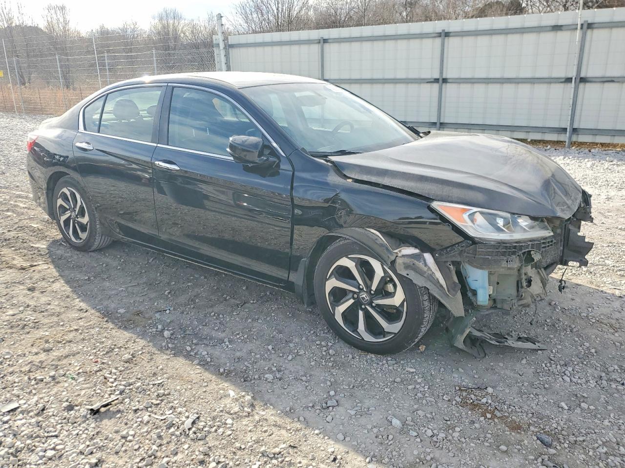 2017 HONDA ACCORD EXL photo 4