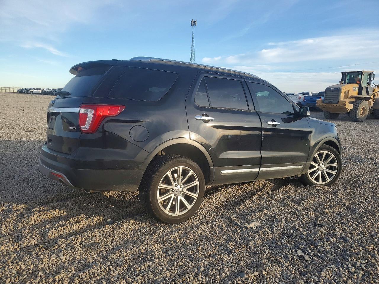 2017 FORD EXPLORER LIMITED photo 3