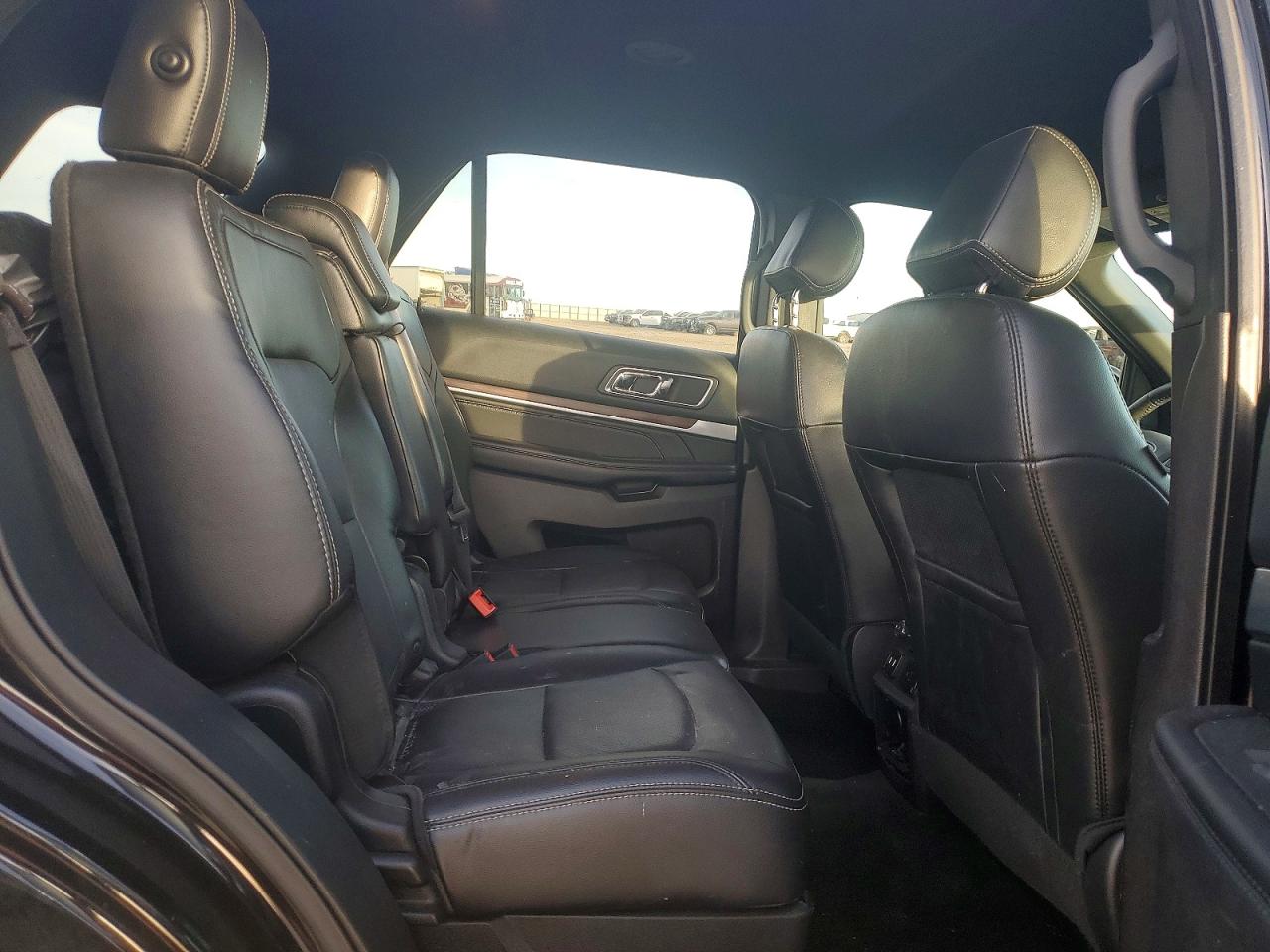 2017 FORD EXPLORER LIMITED photo 11