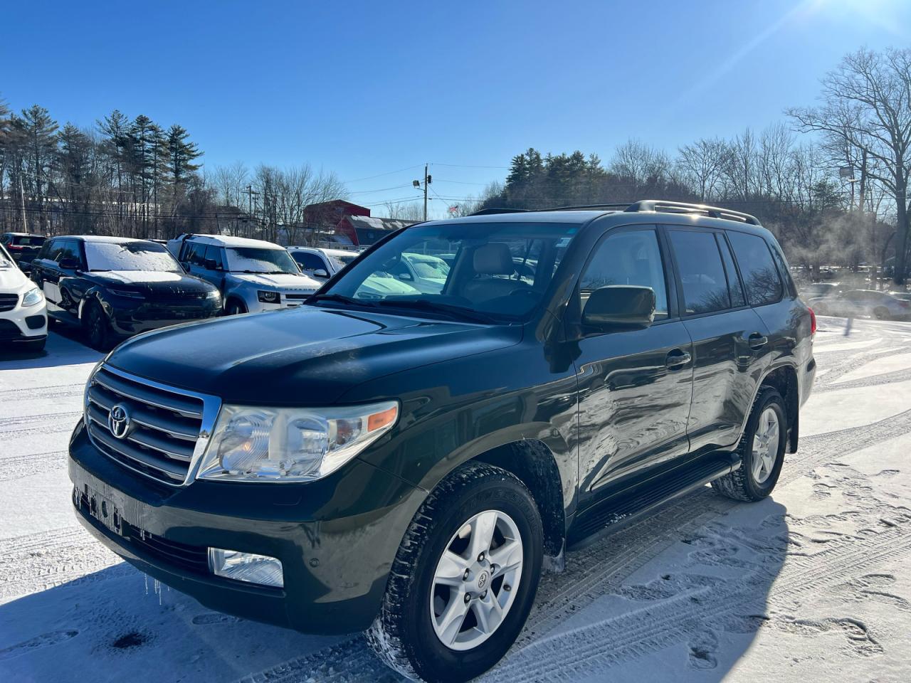 2011 TOYOTA LAND CRUISER photo 2