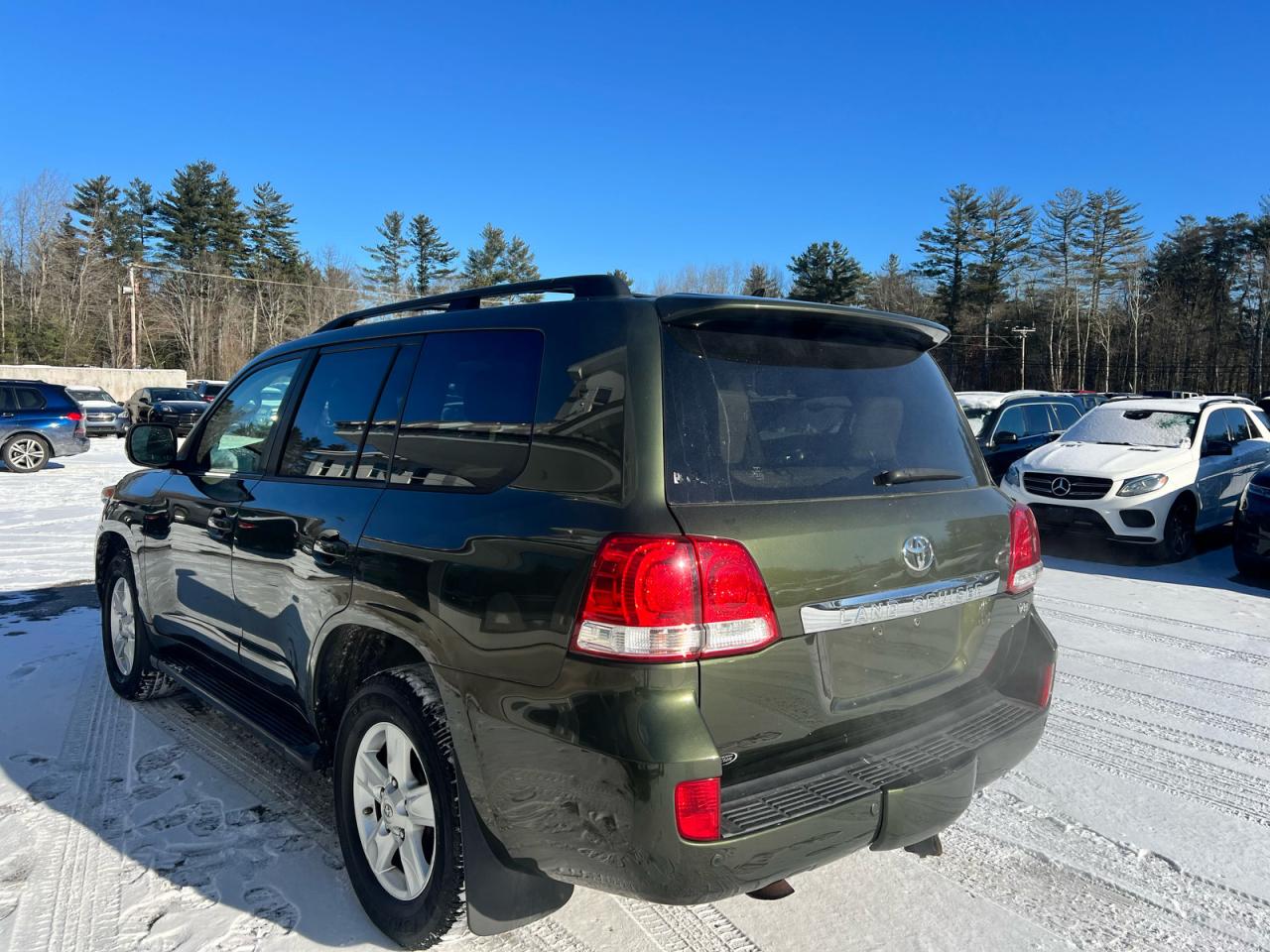 2011 TOYOTA LAND CRUISER photo 3
