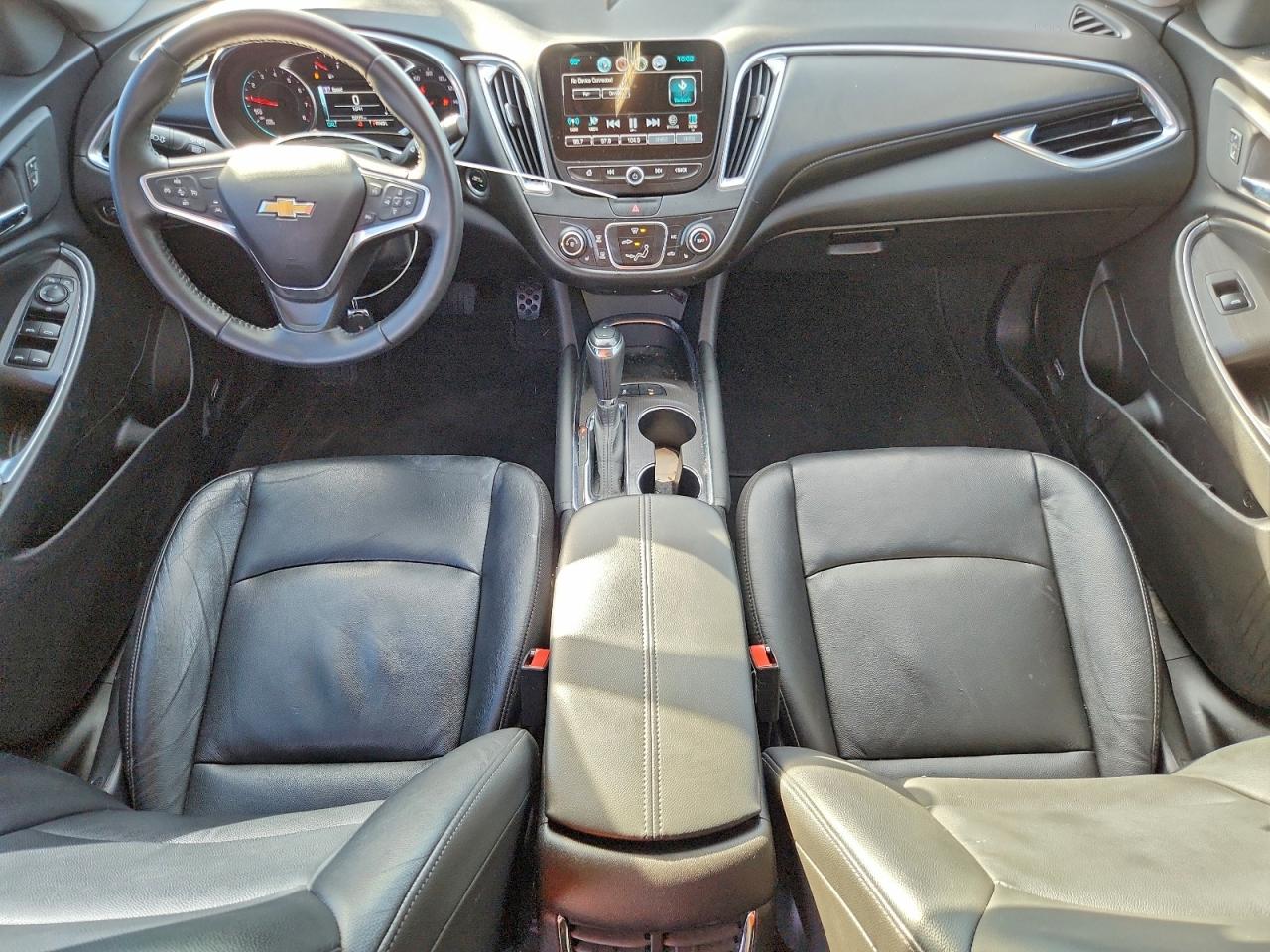 2018 CHEVROLET MALIBU LT photo 8