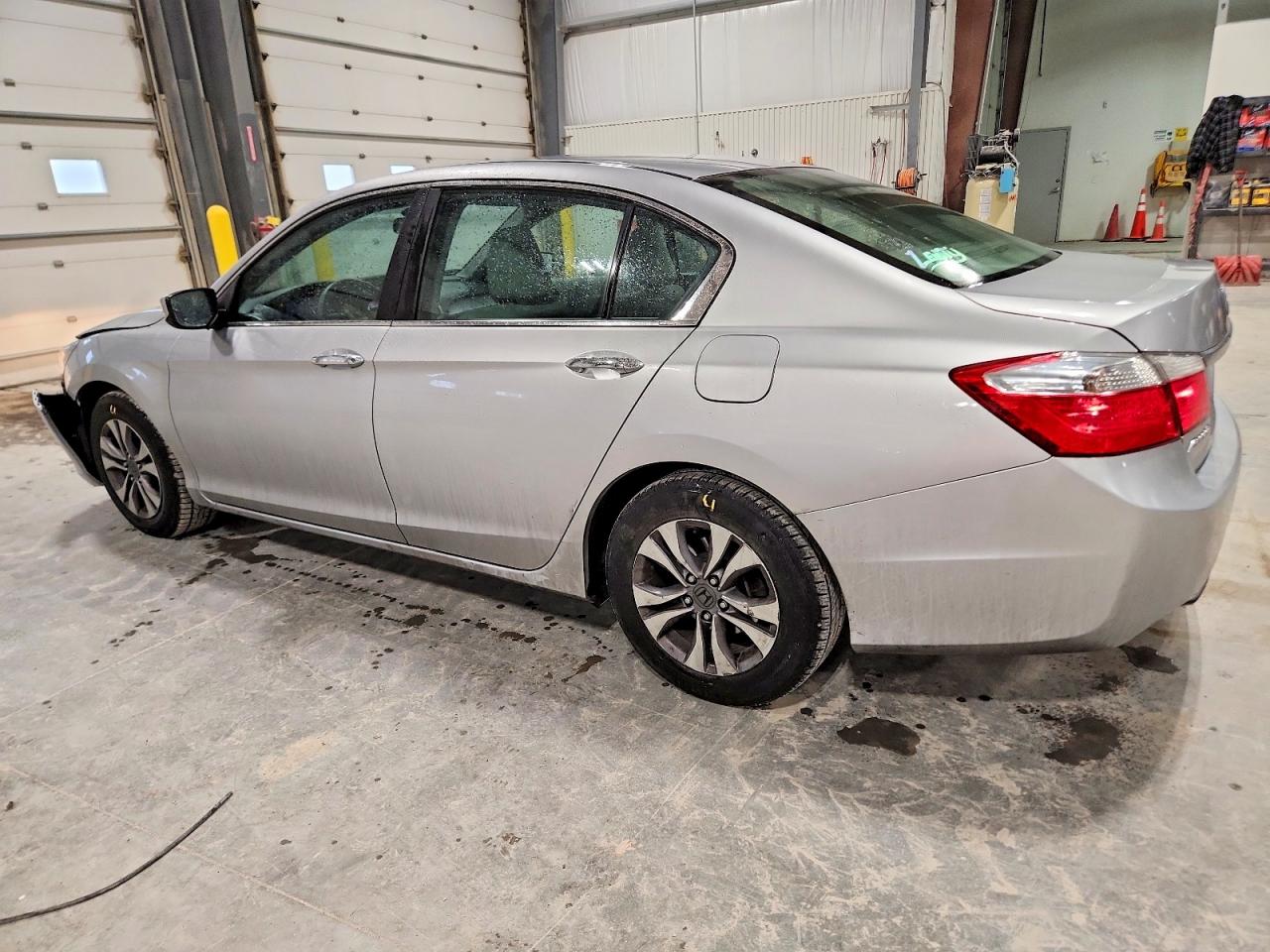 2013 HONDA ACCORD LX photo 2