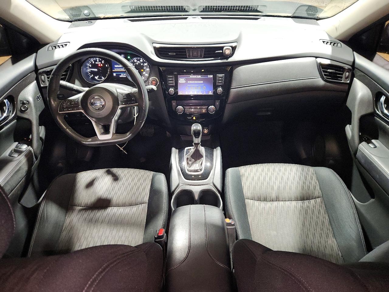 2018 NISSAN ROGUE S photo 6