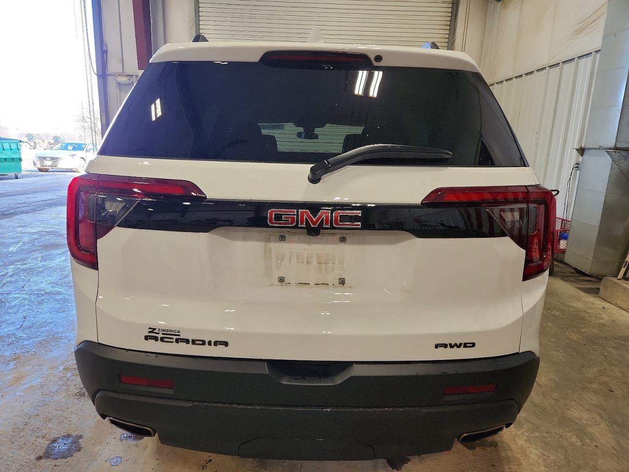 2023 GMC ACADIA SLE photo 6