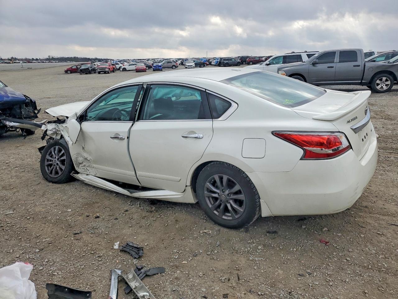 2015 NISSAN ALTIMA 2.5 photo 2
