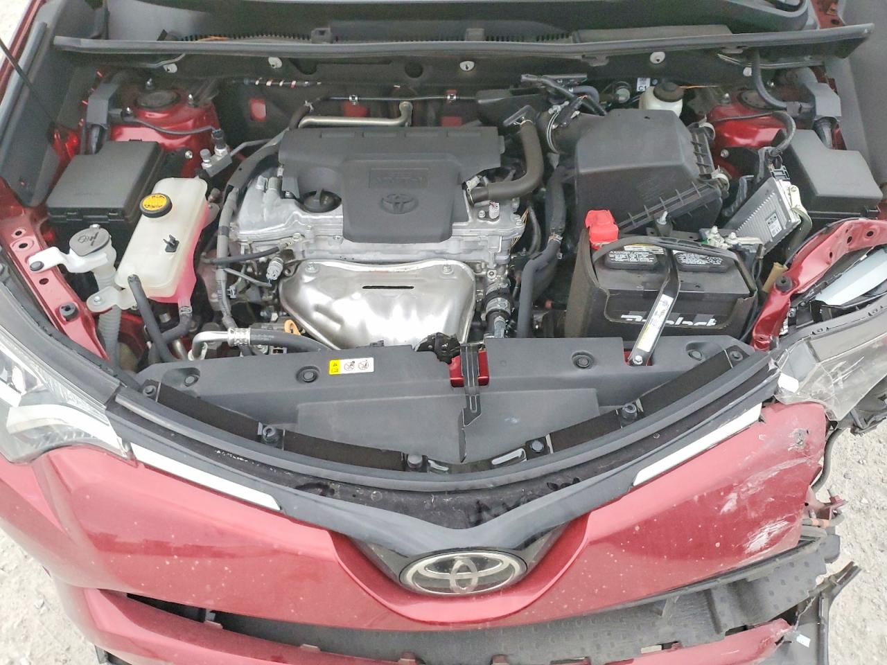 2018 TOYOTA RAV4 LE photo 12