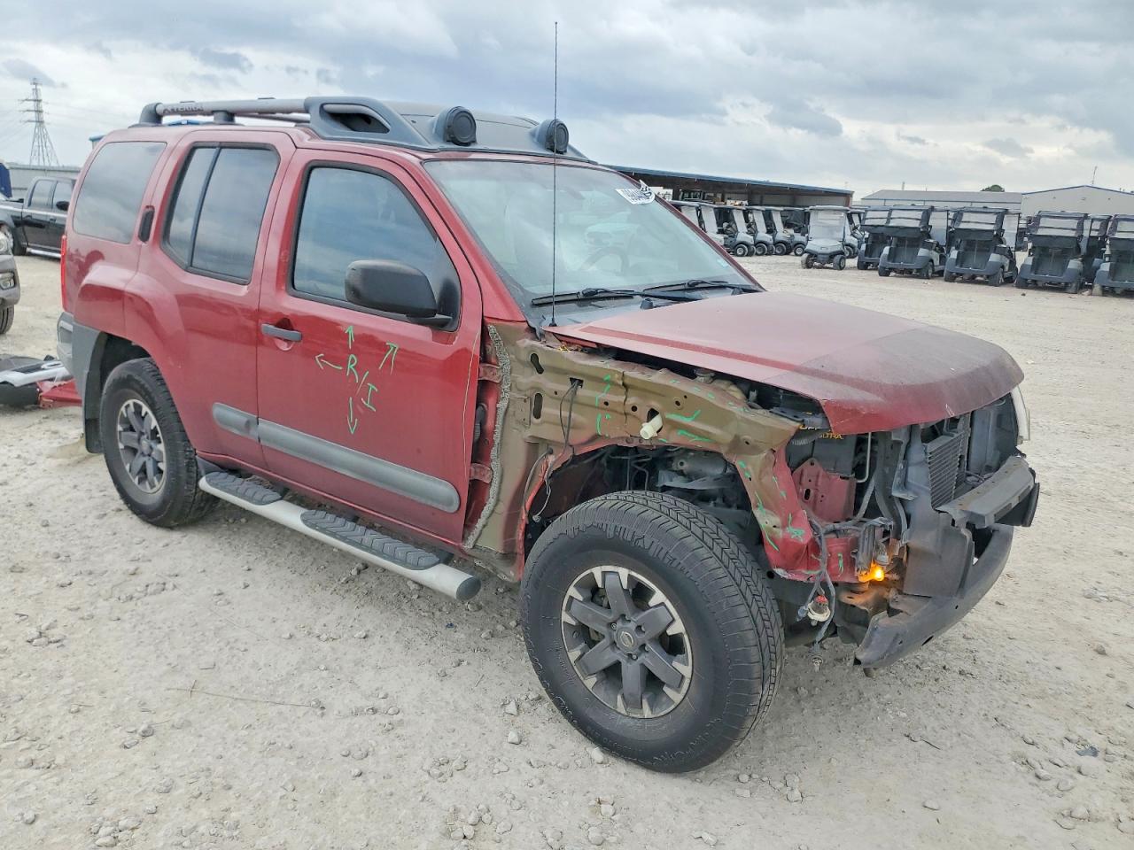 2015 NISSAN XTERRA X photo 4