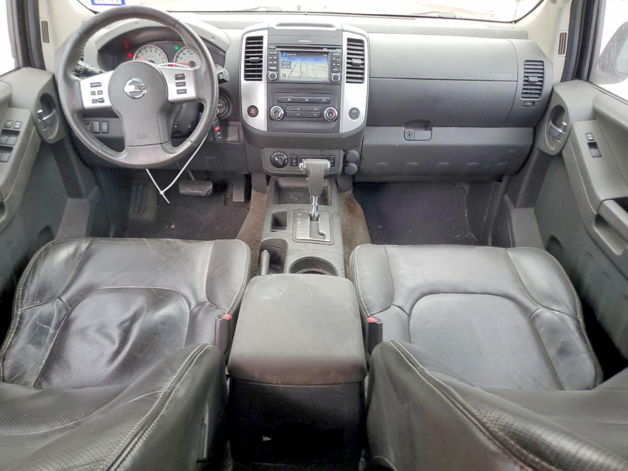 2015 NISSAN XTERRA X photo 8