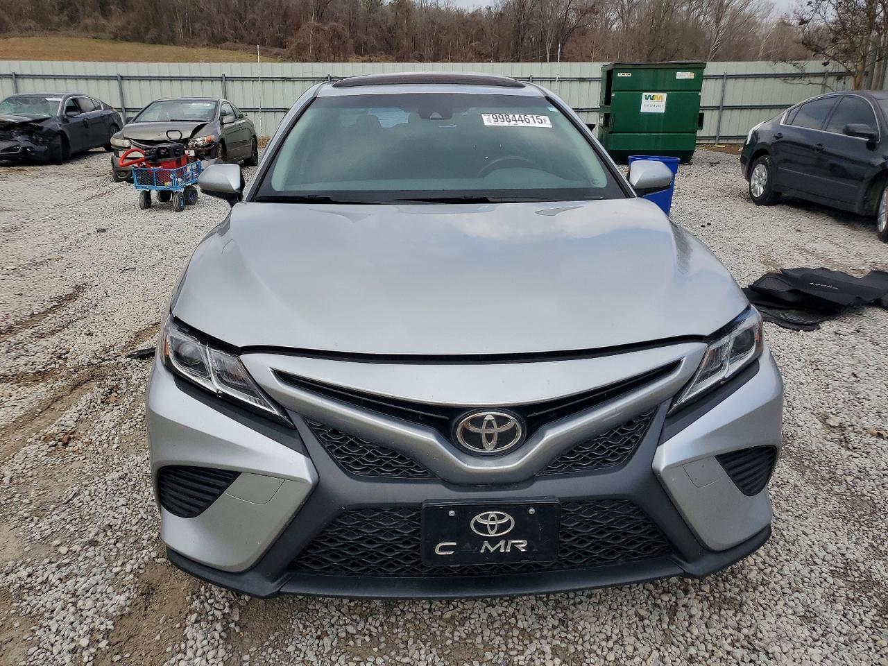 2018 TOYOTA CAMRY L photo 5