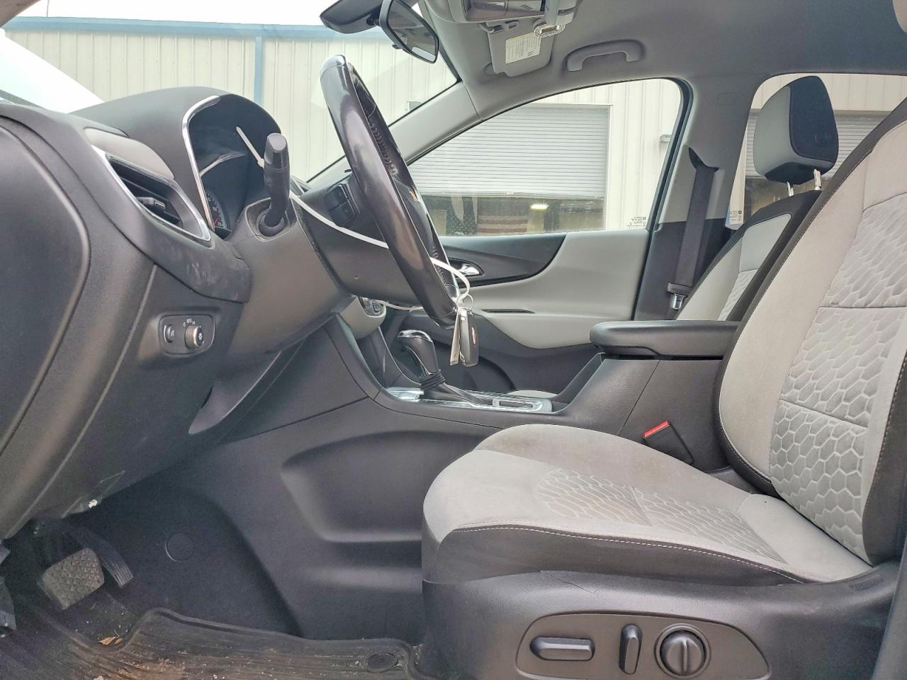 2018 CHEVROLET EQUINOX LT photo 7