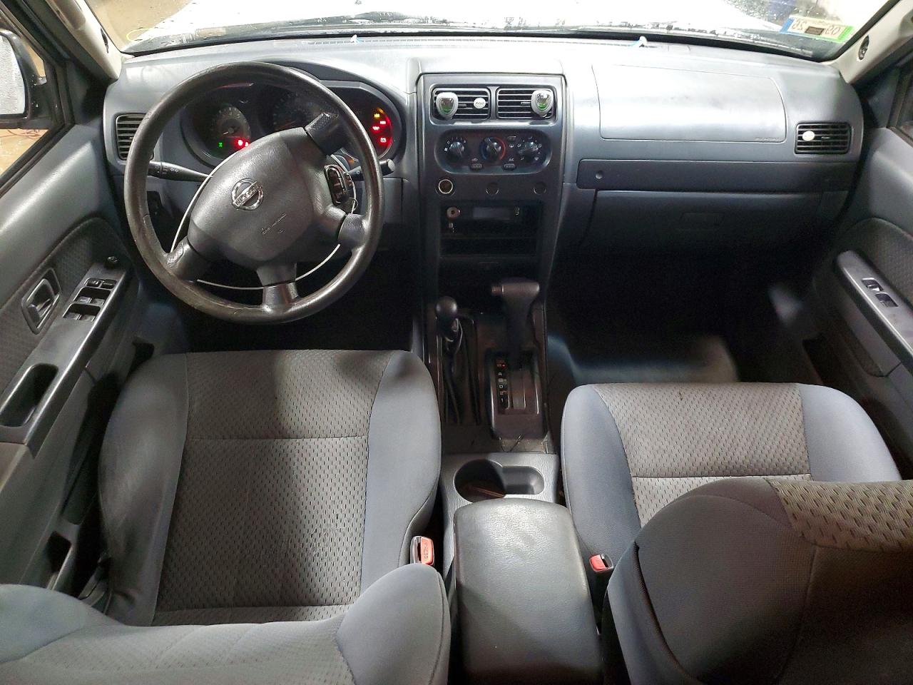 2002 NISSAN XTERRA XE photo 8