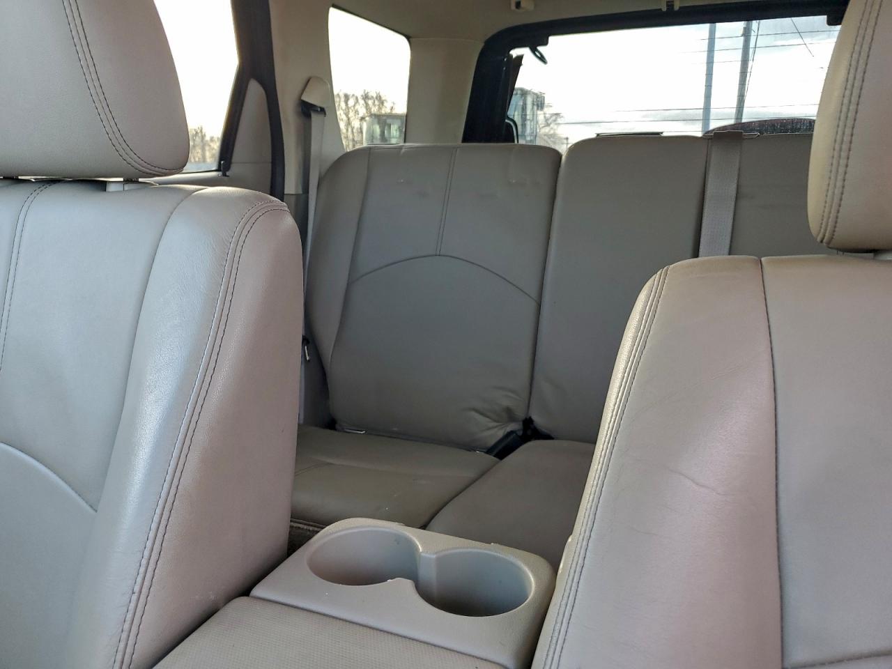 2010 MERCURY MARINER PREMIER photo 10